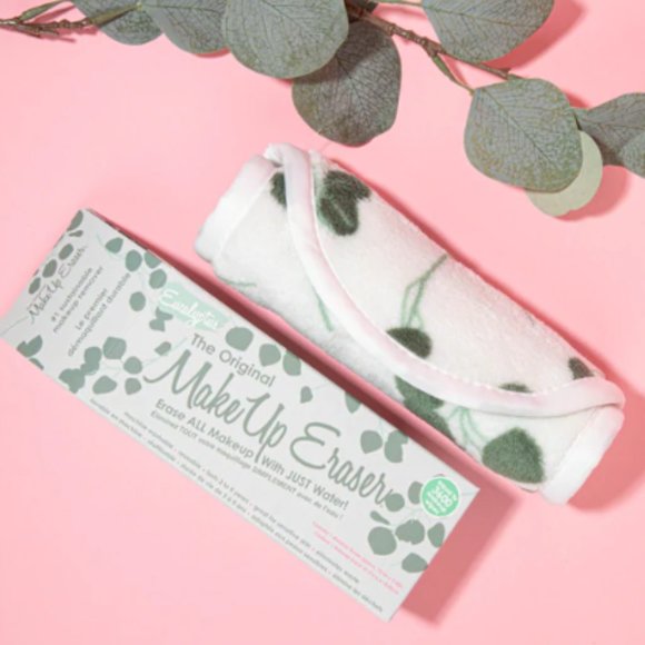 MakeUp Eraser NWT Eucalyptus Print Makeup Remover Towel in White - Picture 1 of 8
